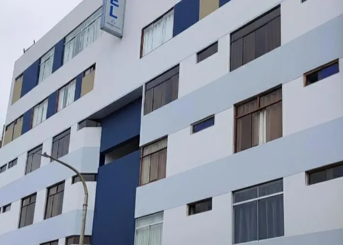 Hotel Jorge Chavez