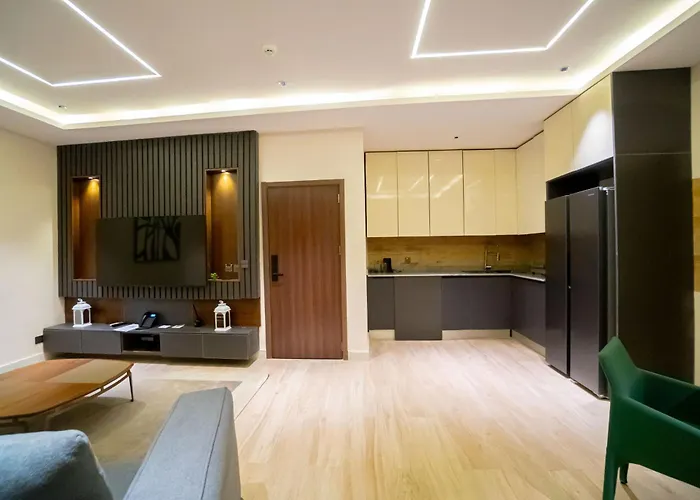 Greyfield Hotel And Apartments