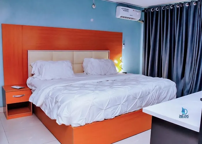 Dreamz Hotel And Suites