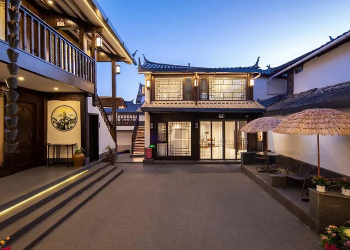 Golden Dragon'S Mountain Glow Inn Chinese Style Courtyard Of Lijiang Ancient Town Close To Main Streets Near By Dashiqiao Sifang Street,Big Water Wheels,We Offer Tickets Purchasing Services,Free Station Pick-Up For Three Nights Of,Provide Nutritious