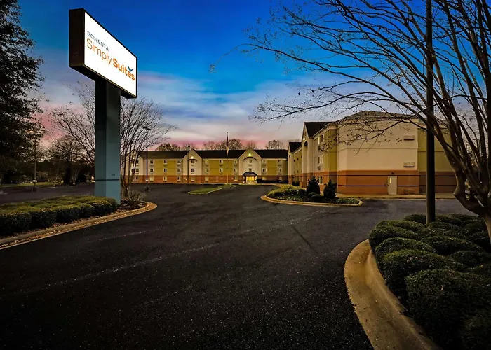 Sonesta Simply Suites Huntsville Research Park