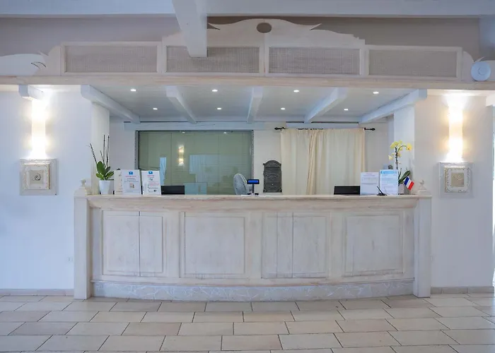 Hotel Club & Village Cala Fiorita