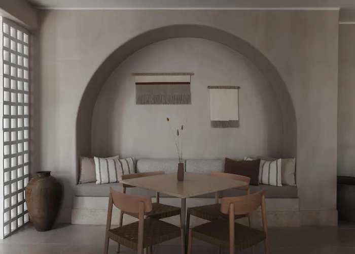Akria Seaside Suites