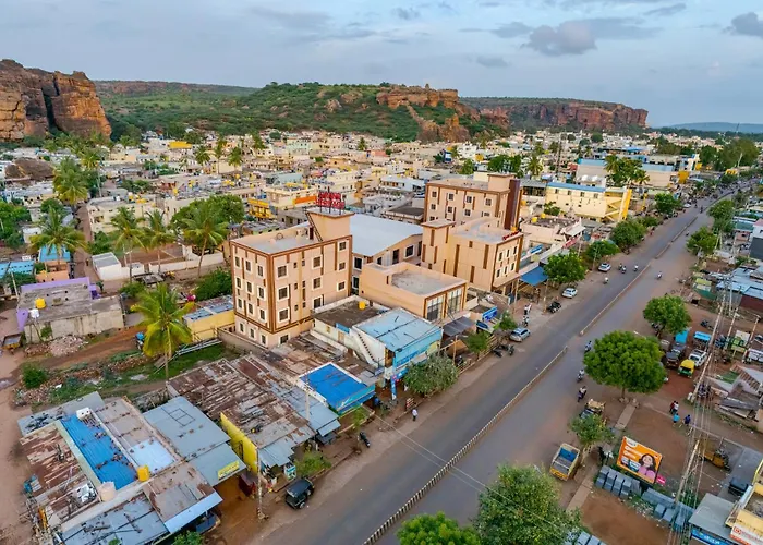 Hotel Grand Heritage Badami