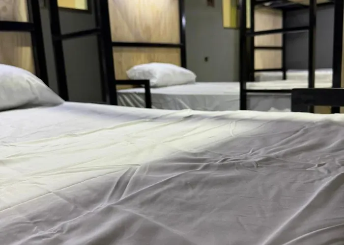 Milo's Hostel&Residences