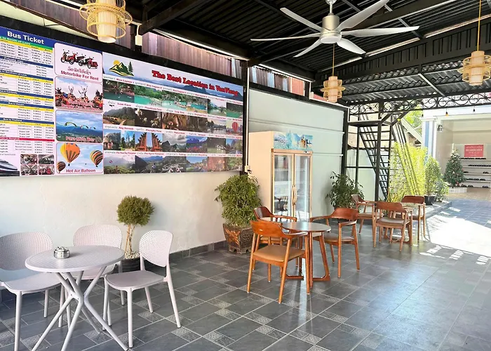 Avenue Hotel VangVieng