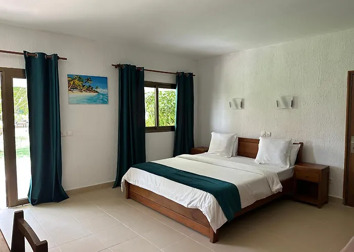 Hôtel Éden Roc Ivoire