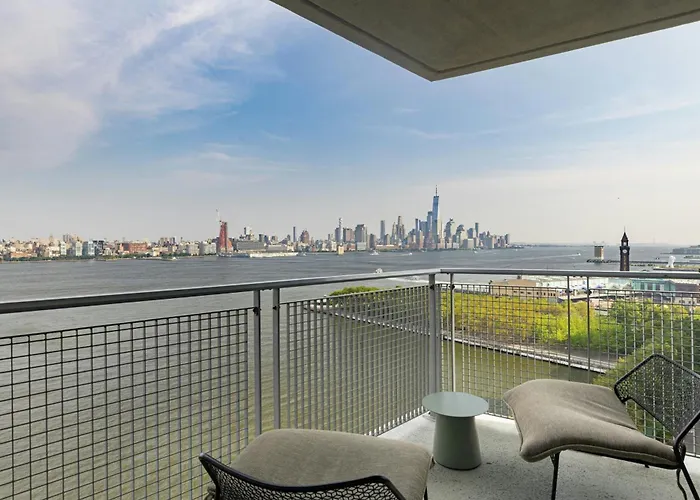 W Hoboken