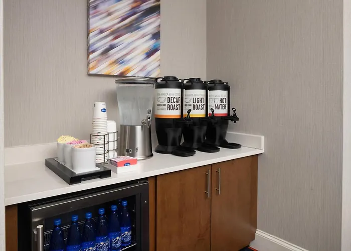 Hampton Inn & Suites Concord-Charlotte