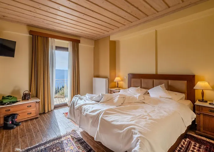Alpen House Hotel & Suites