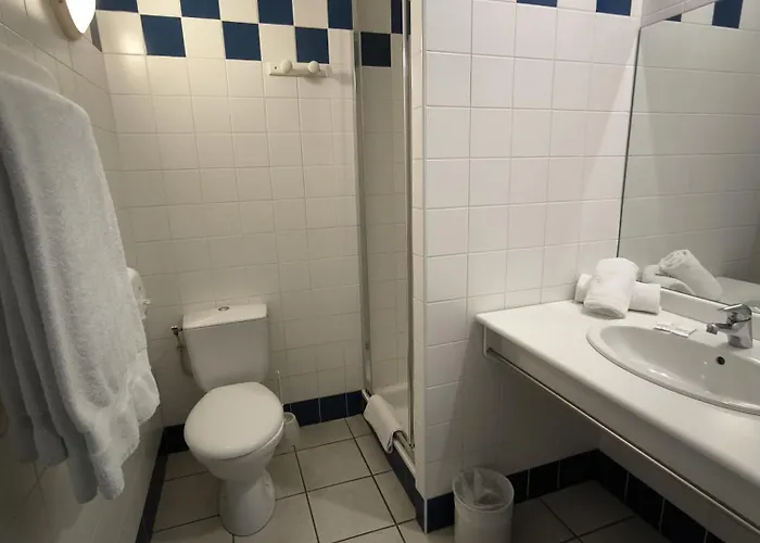 Hôtel Le Laury's-hôtel calme proche de Rodez avec parking privé gratuit