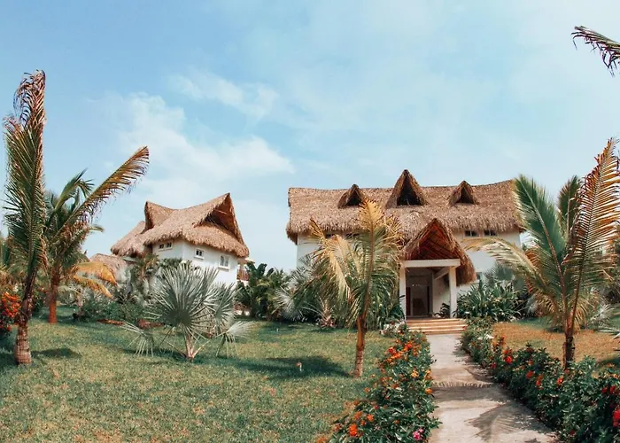 Dos Mundos Pacific Resort