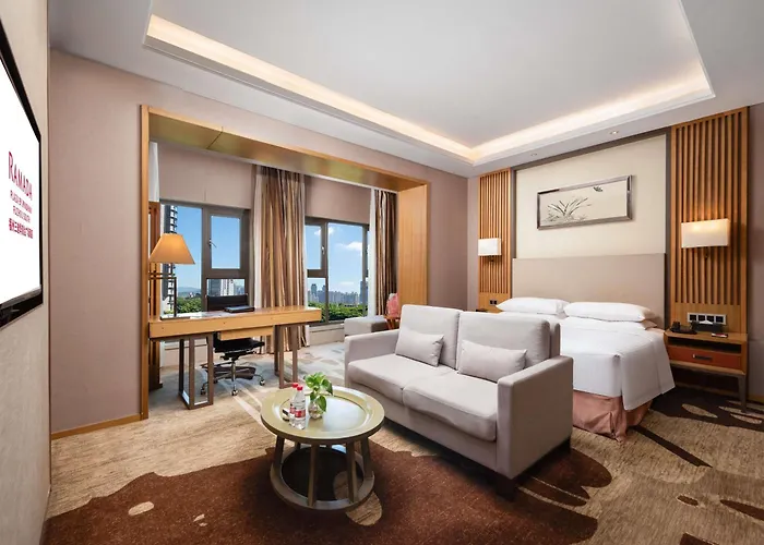 Ramada Plaza By Wyndham Fuzhou South