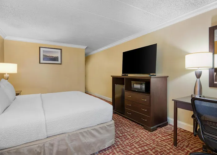 Best Western Plus Wilkes Barre Center City