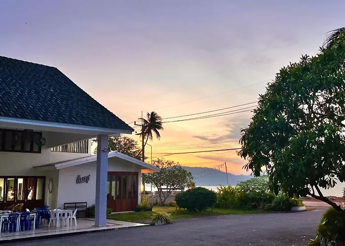 Bangsaphan Resort