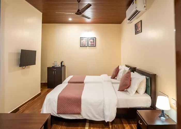 Coastal Pearl Home Stay, Private Rooms & Villas Murudeshwar