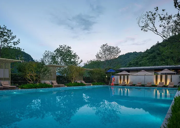 Zhangjiajie Sanhe Hotel-Tea Culture Experience, Tea Tour, Free Pick Up Service If Book A Minimum Of 3 Nights,Free Shuttle Service To East Gate Of Forest Park, Free Welcome Tea, Free Folk Costume Experience,English Customer Service