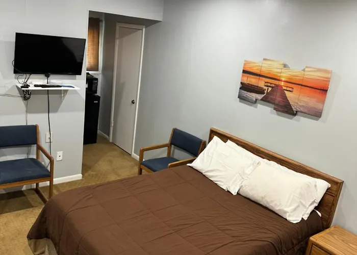 Fins And Feathers Lodge