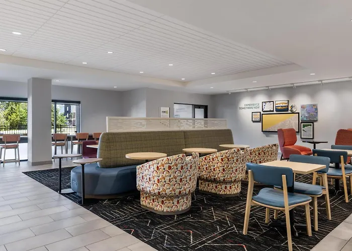 Home2 Suites By Hilton Altoona Des Moines