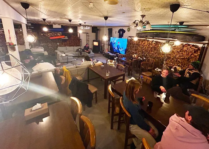 Slopeside Lodge Hakuba