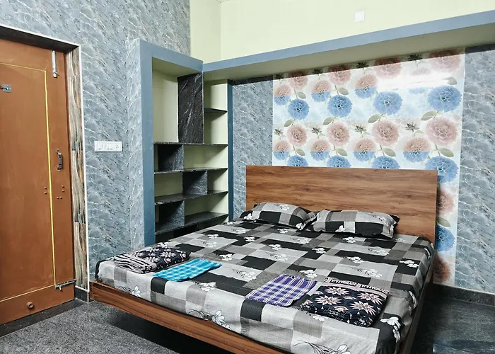 Saibala Homestay & Saibala Lodge - 2Bhk And 3 Bhk Near Cmc , Temple , Naruvi , Vit & Railway Station