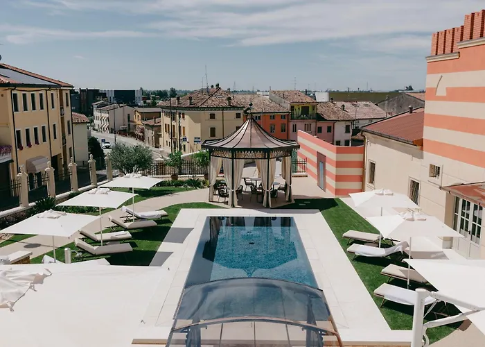 Villa Turco Berti luxury apartments&SPA