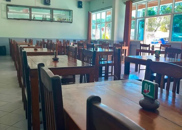 Le Paradisier Hotel Restaurant