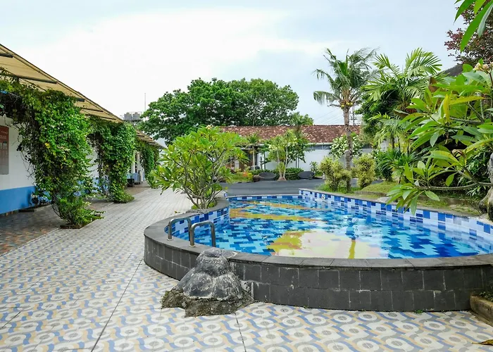 Reddoorz At Flory Hotel Jalan Ringroad Selatan
