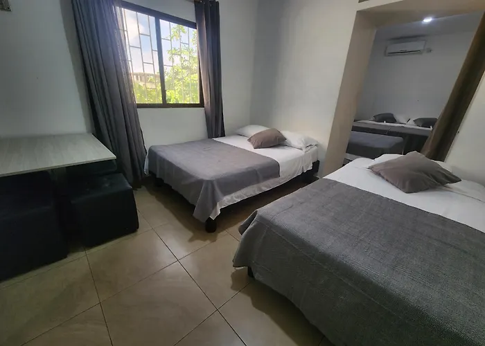 Hostal D' Meli