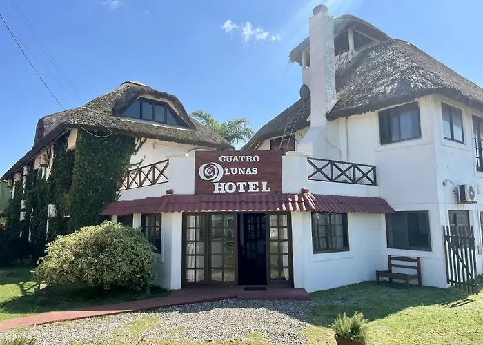 cuatro lunas hotel
