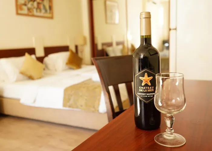 Aristocrat Hotel Glatt Kosher