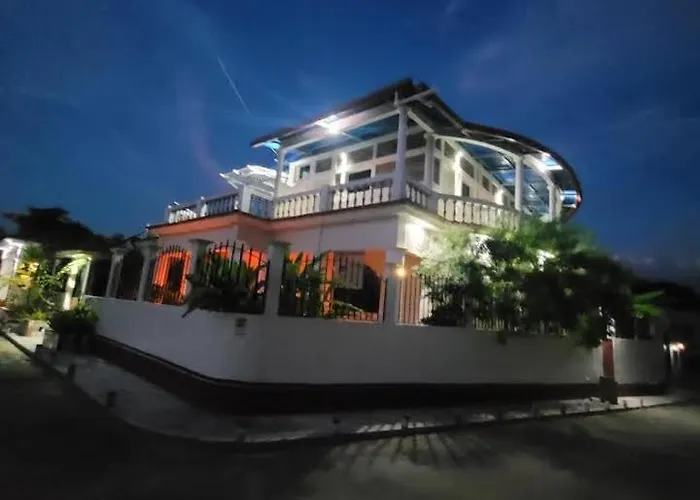Luxury Posada Inn