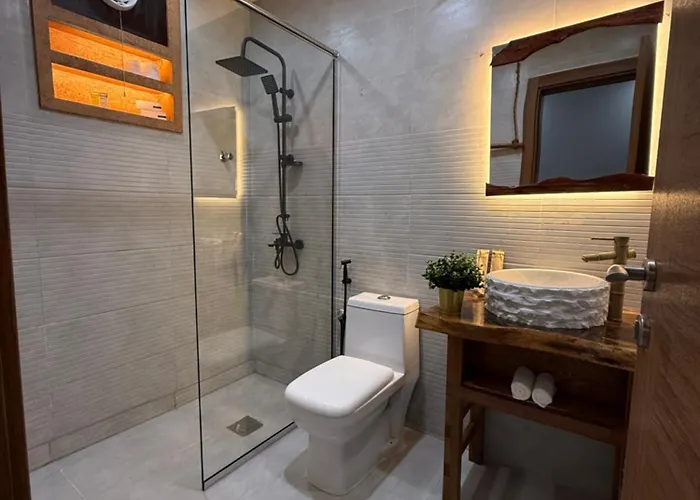 Nomad Inn Tiwi Albir