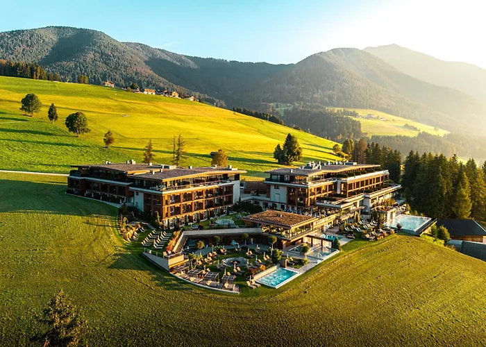 Hotel Alpen Tesitin Dolomites Spa Resort