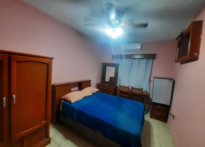 Garcia'S Suites Y Hotel Villegas