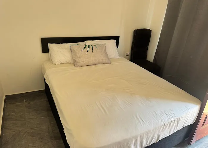 Motel plus express