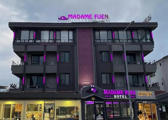 Madame Fijen Hotel