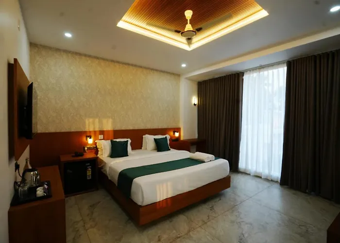 Palm Wave Beach Resort