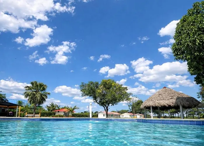 Hotel Campestre Cinco Estrellas