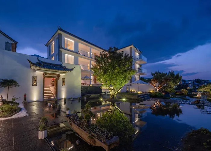 The Windyard Kazan Onsen Hotel-Private Hot Spring Bathtub Close To South Gate Of Dali Ancient Town - Free Pick-Up From Airport & Railway Station For 3 Nights