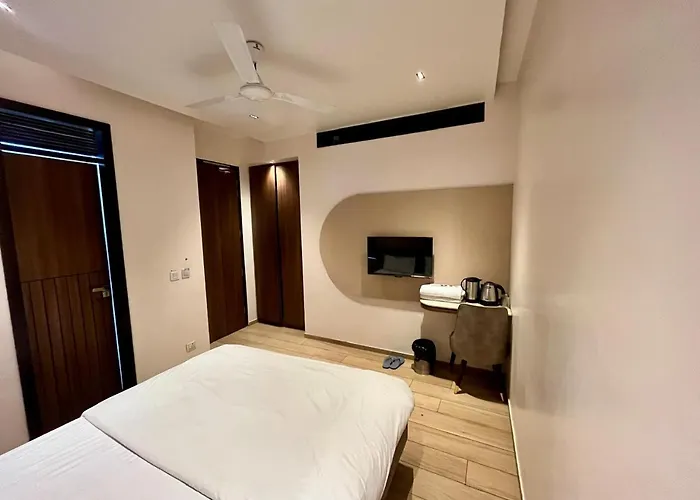 Hotel Yuvanta