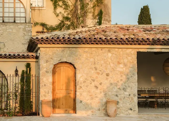 L'Abbaye Hotel