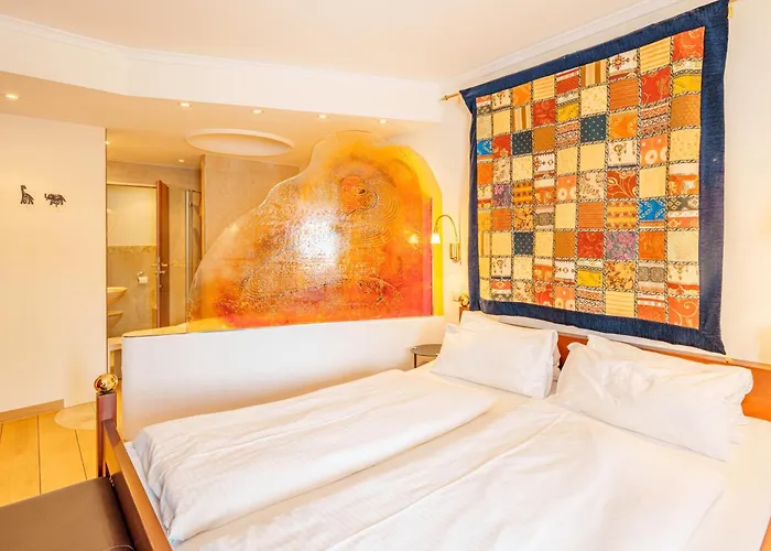 Bavaria Lifestyle Hotel Mit Klimaanlage, 18M Indoorpool