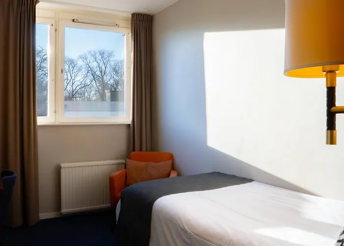 Vaenerport Stadshotell I Mariestad