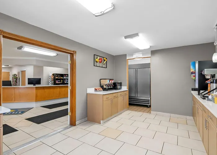 Days Inn By Wyndham Imlay City