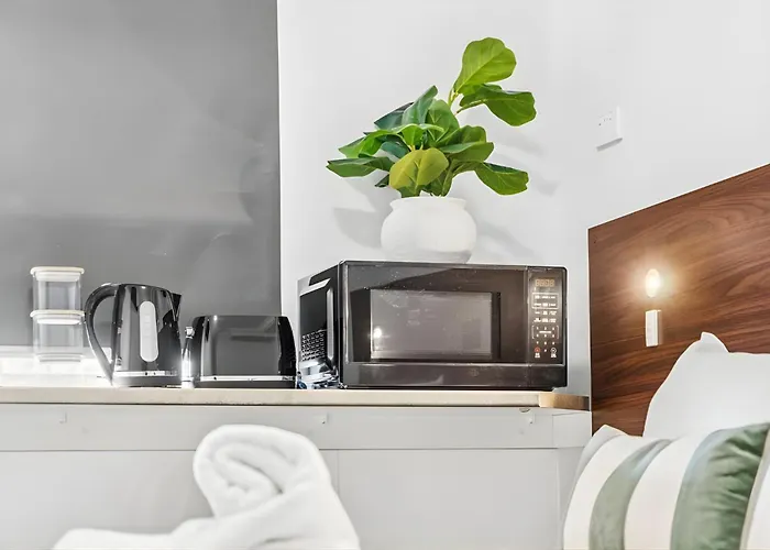 Darwin CBD Escape-Cosy&Central