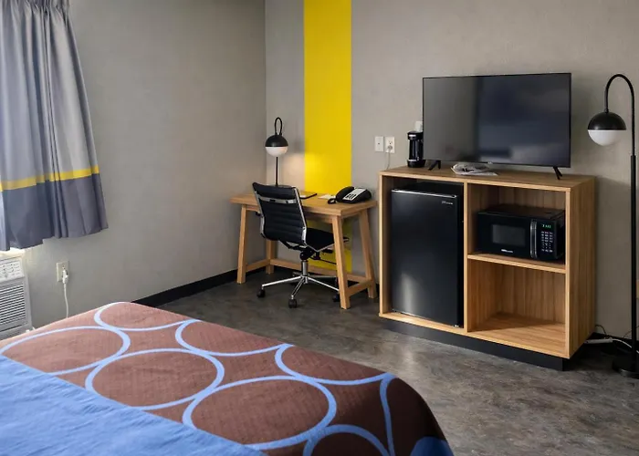 Super 8 By Wyndham Lewiston