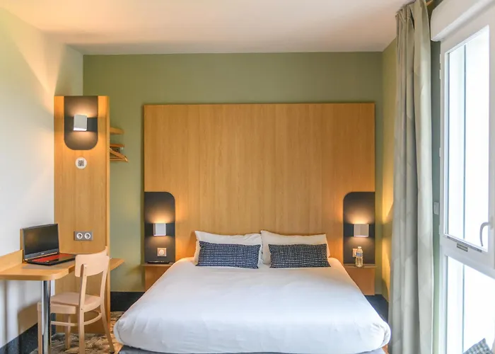 B&B HOTEL La Rochelle Beaulieu Puilboreau