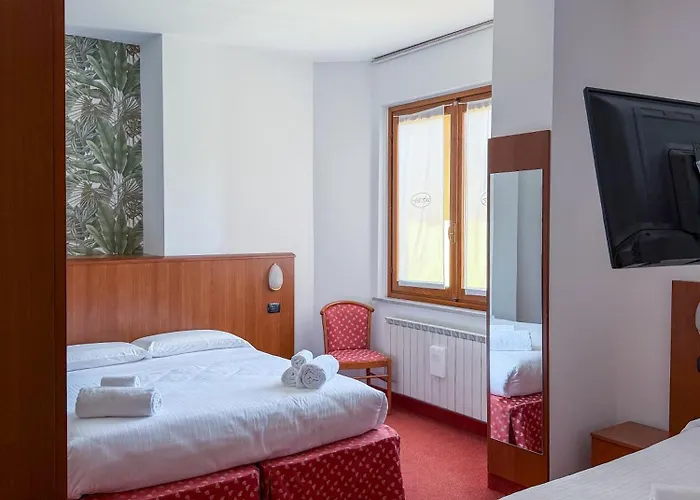 Fell Hotel