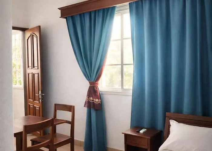Raoof Hotel
